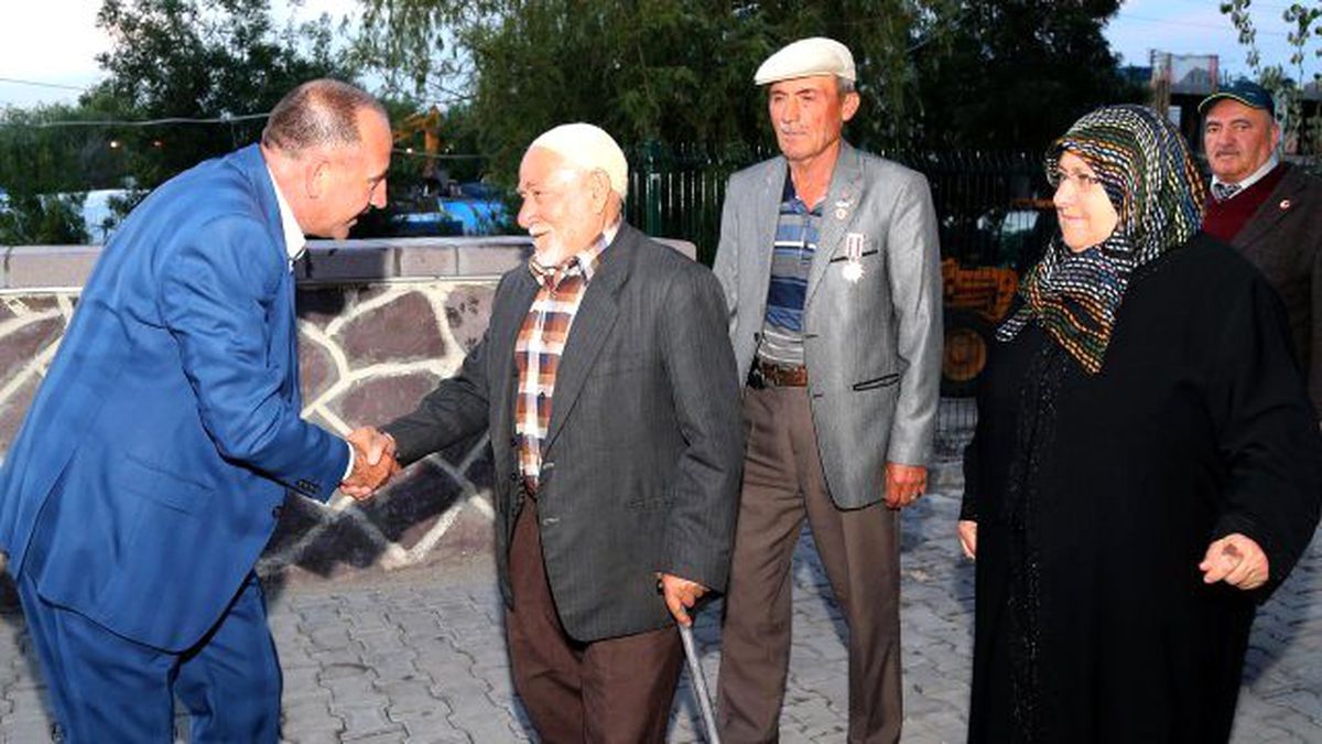 Duruay "Gaziler onurumuzdur"