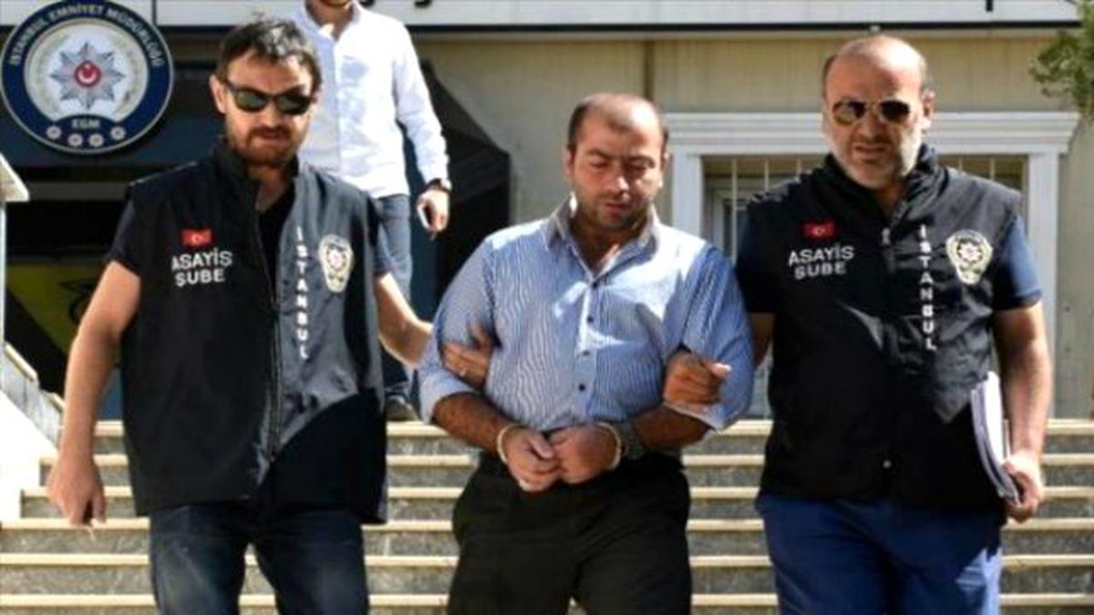 Hemşire Ayşegül Terzi\'ye Otobüste Tekme Atarak Darp Eden A.ç., Sevk Edildiği Nöbetçi Hakimlikçe...