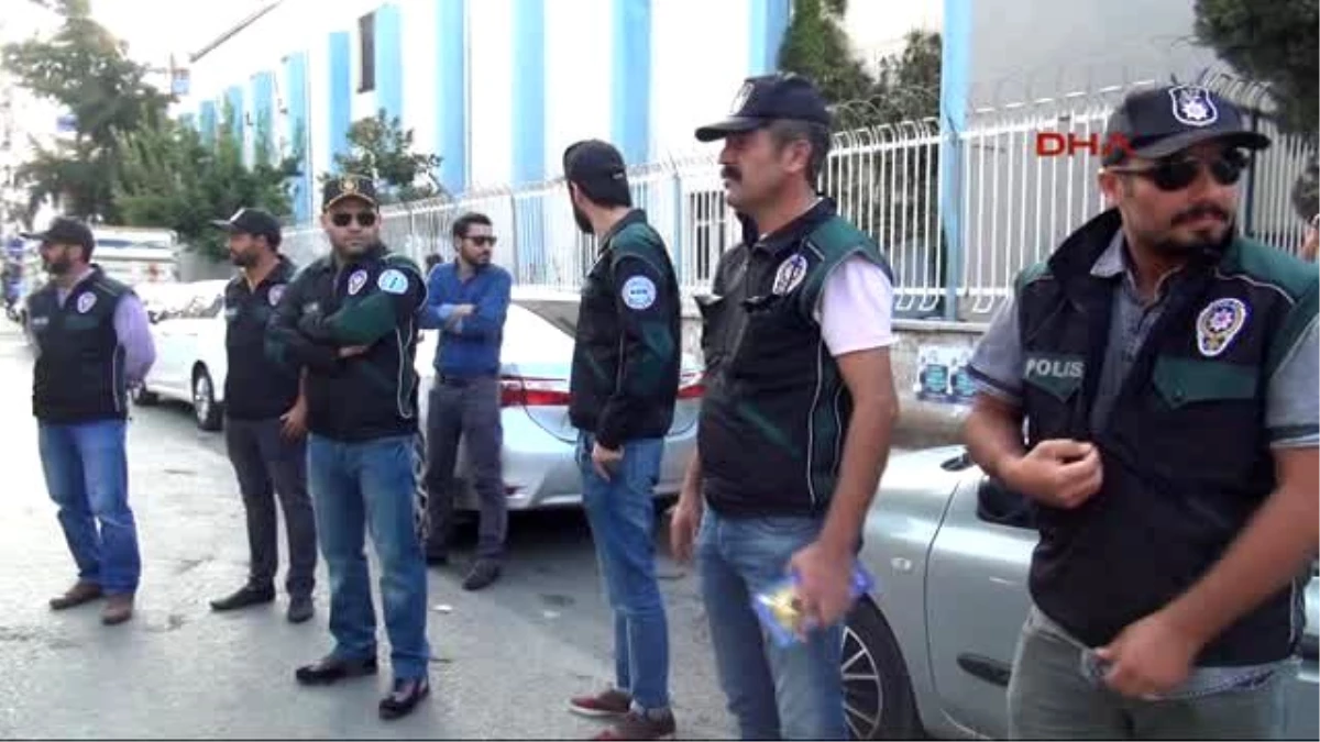 Mersin\'deki Okullarda Polisin Uyuşturucu Önlemi Başladı
