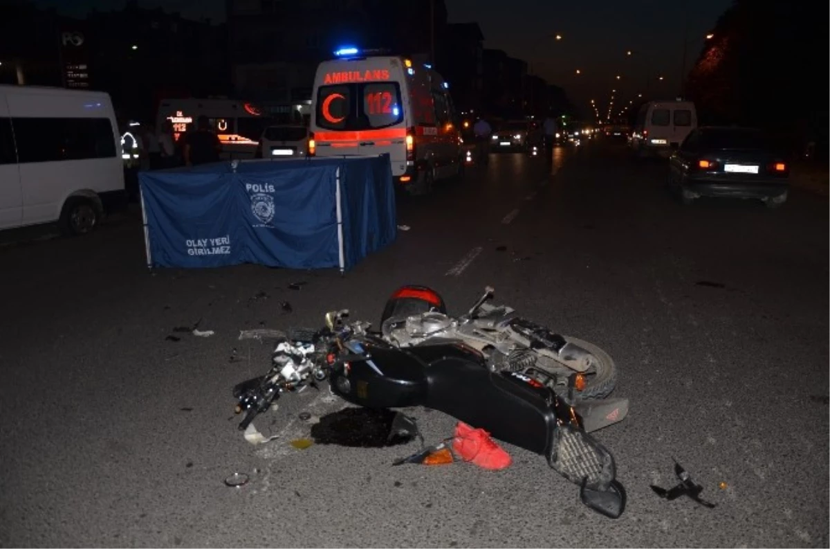 Ordu\'da Otomobil Motosiklet ile Çarpıştı: 1 Ölü, 3 Yaralı