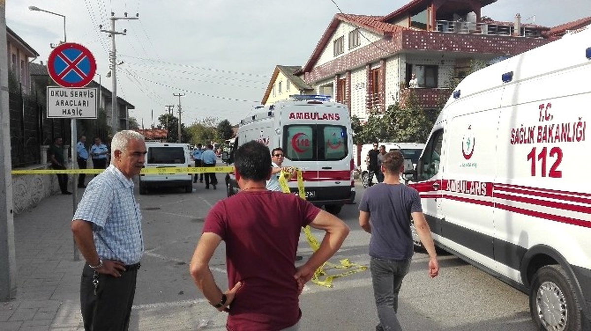 Servisçilerin Kavgasında Kan Aktı: 2 Yaralı