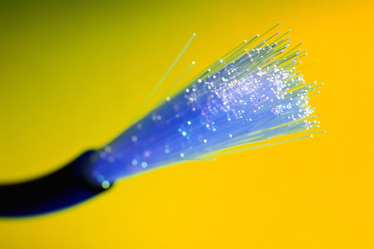 Terabit Fiber Optik Hız Gerçeğe Çok Yakın