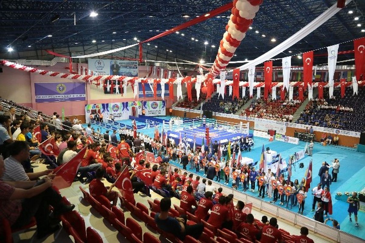 Yıldız ve Genç Bayanlar Avrupa Boks Şampiyonası Ordu\'da Başladı