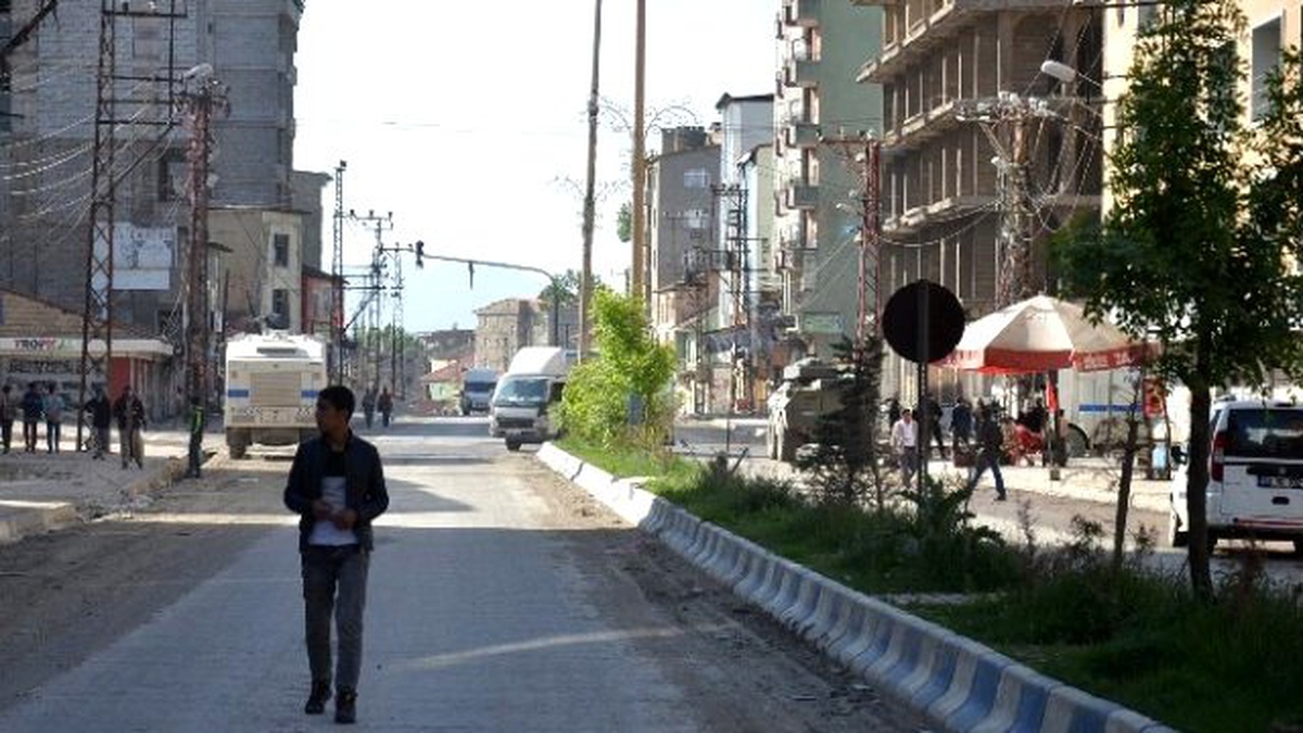 Yüksekova\'da Sokağa Çıkma Yasağı Kaldırıldı