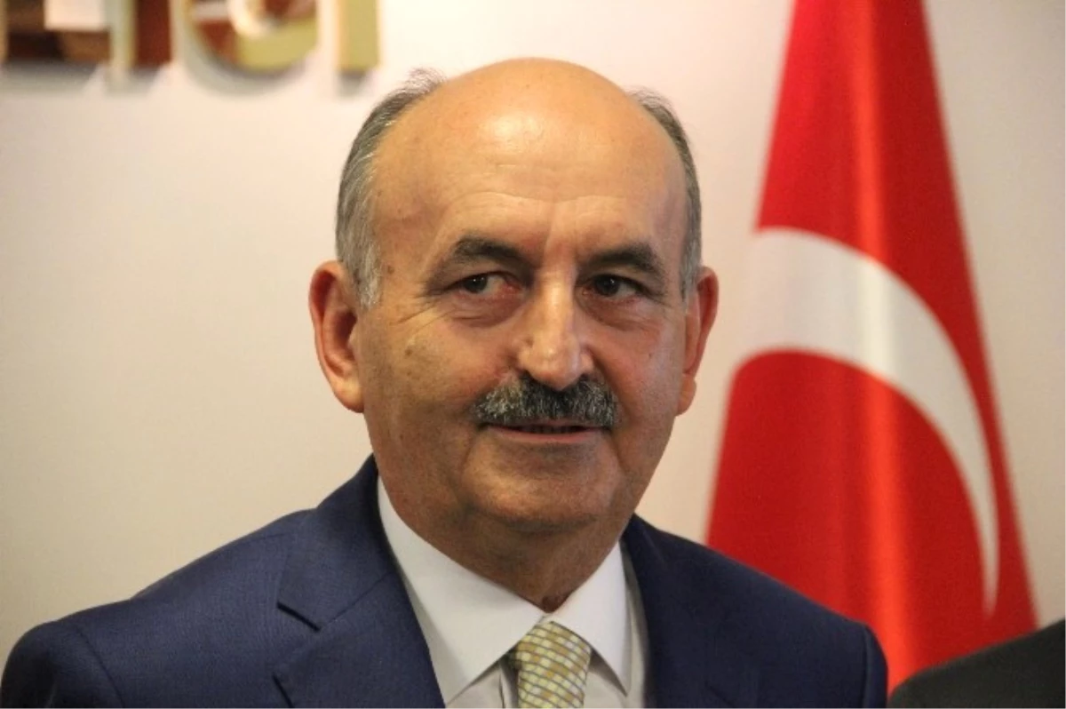 Bakan Müezzinoğlu: "Yedek Milletvekilliğini Bir An Önce Oturtmak Gerekiyor"