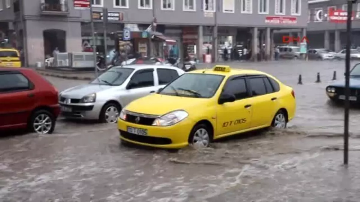 Balıkesir - 15 Dakika Süren Yağmur Zor Anlar Yaşattı