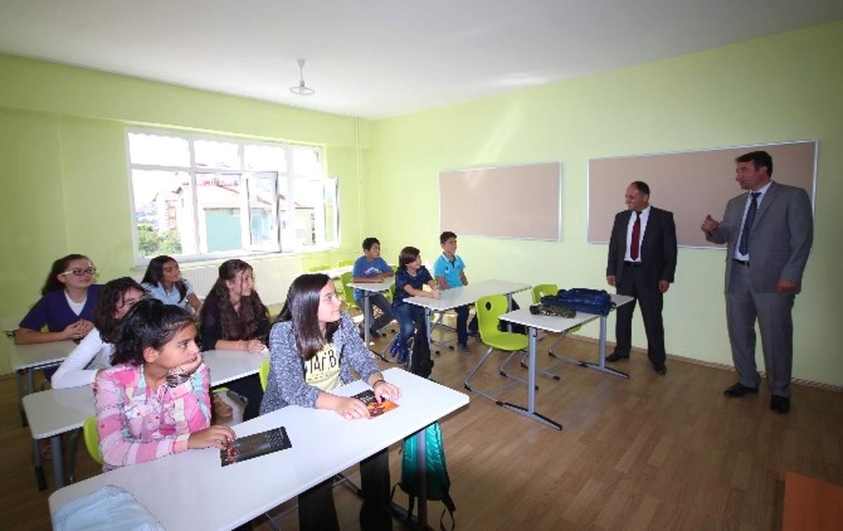 Başkan Özaltun, İlk ve Ortaokul Öğrencileriyle Buluştu