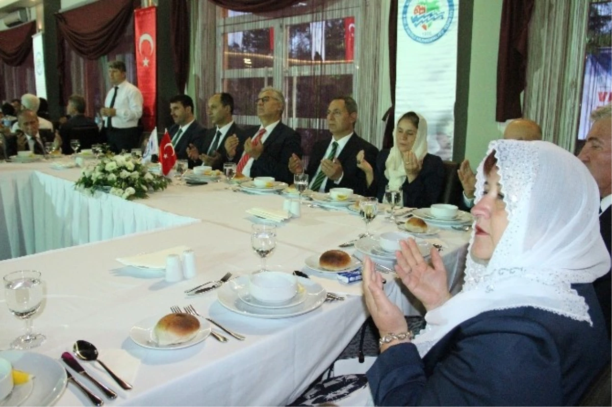 Başkan Uysal\'dan Gazi ve Şehit Ailelerine Moral Yemeği