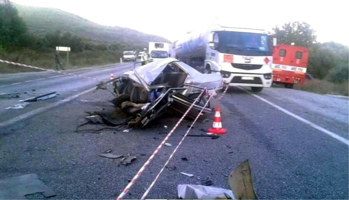 Çamlık\'ta Trafik Kazası: 1 Ölü, 14 Yaralı