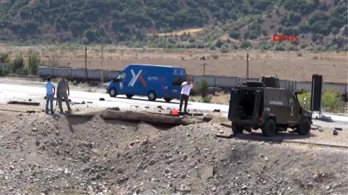 Erzincan- Erzurum Karayolunda Uzaktan Kumandalı Patlama, Can Kaybı Yok