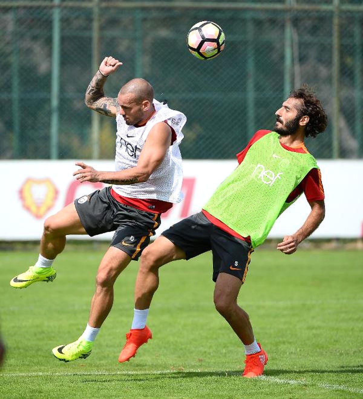 Galatasaray, Derbi Maçın Hazırlıklarını Sürdürdü