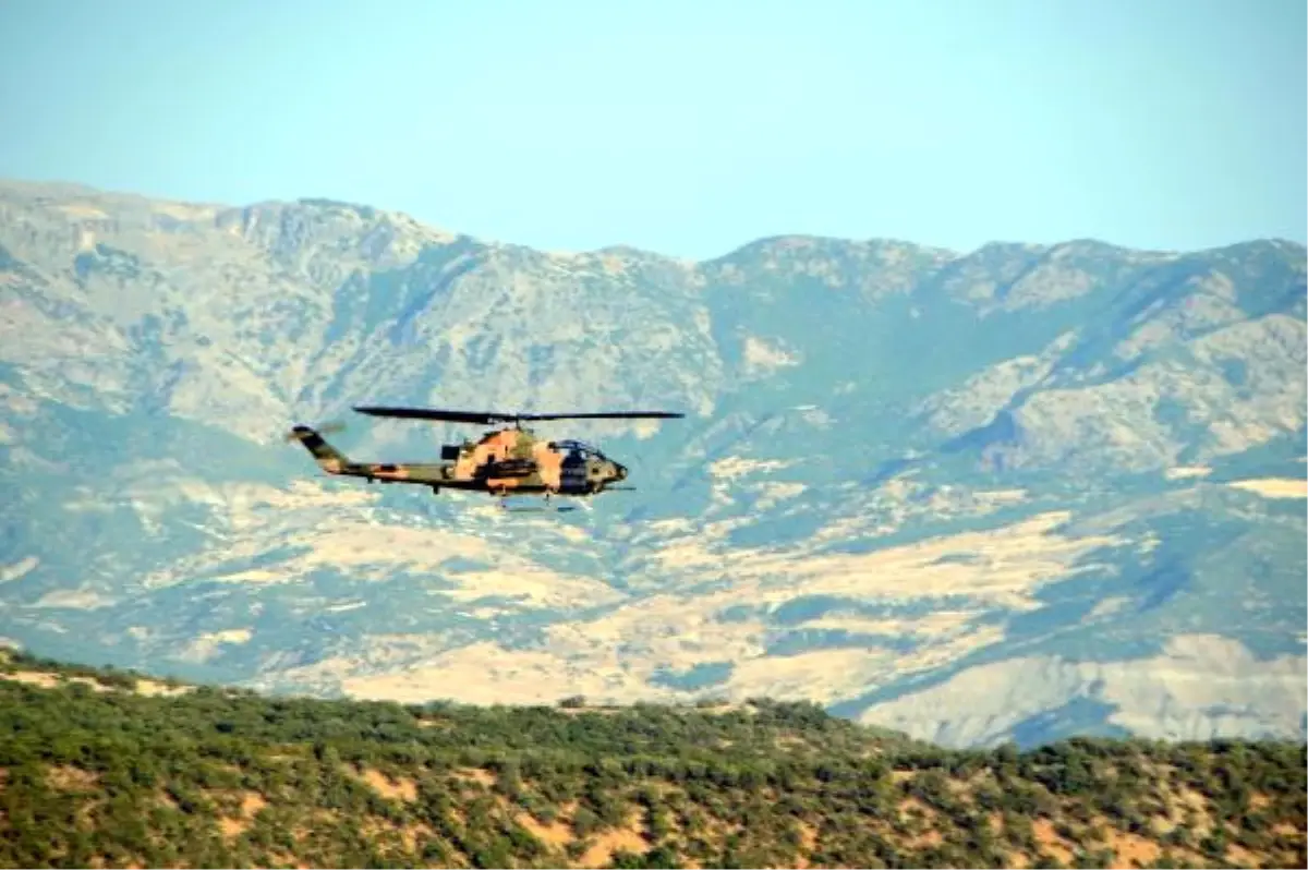 Tunceli\'de Çatışma, Karayolu Trafiğe Kapatıldı