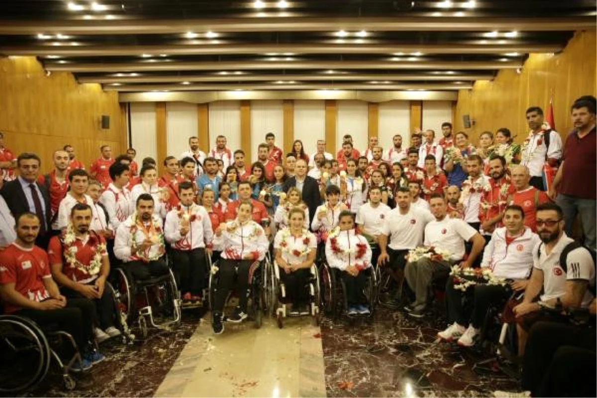 Turkcell\'in Destek Verdiği Türkiye, Tarihinin En Çok Altın Madalyalı Paralimpik Oyunları\'nı Yaşadı