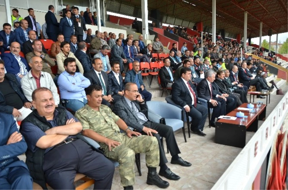 Anagold 24 Erzincan Spor\'da, Adana Spor A.ş Galibiyeti Sevinci