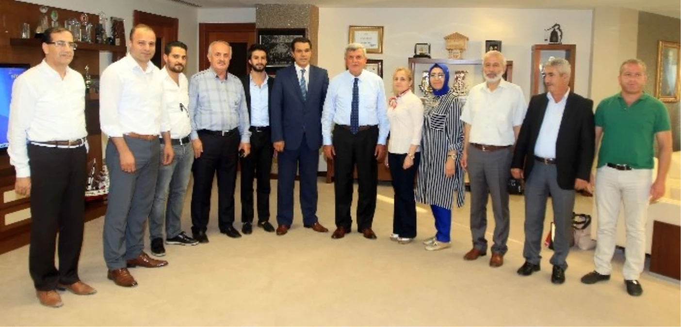 Başkan Karaosmanoğlu, Marmara Mardinliler Derneğini Ağırladı