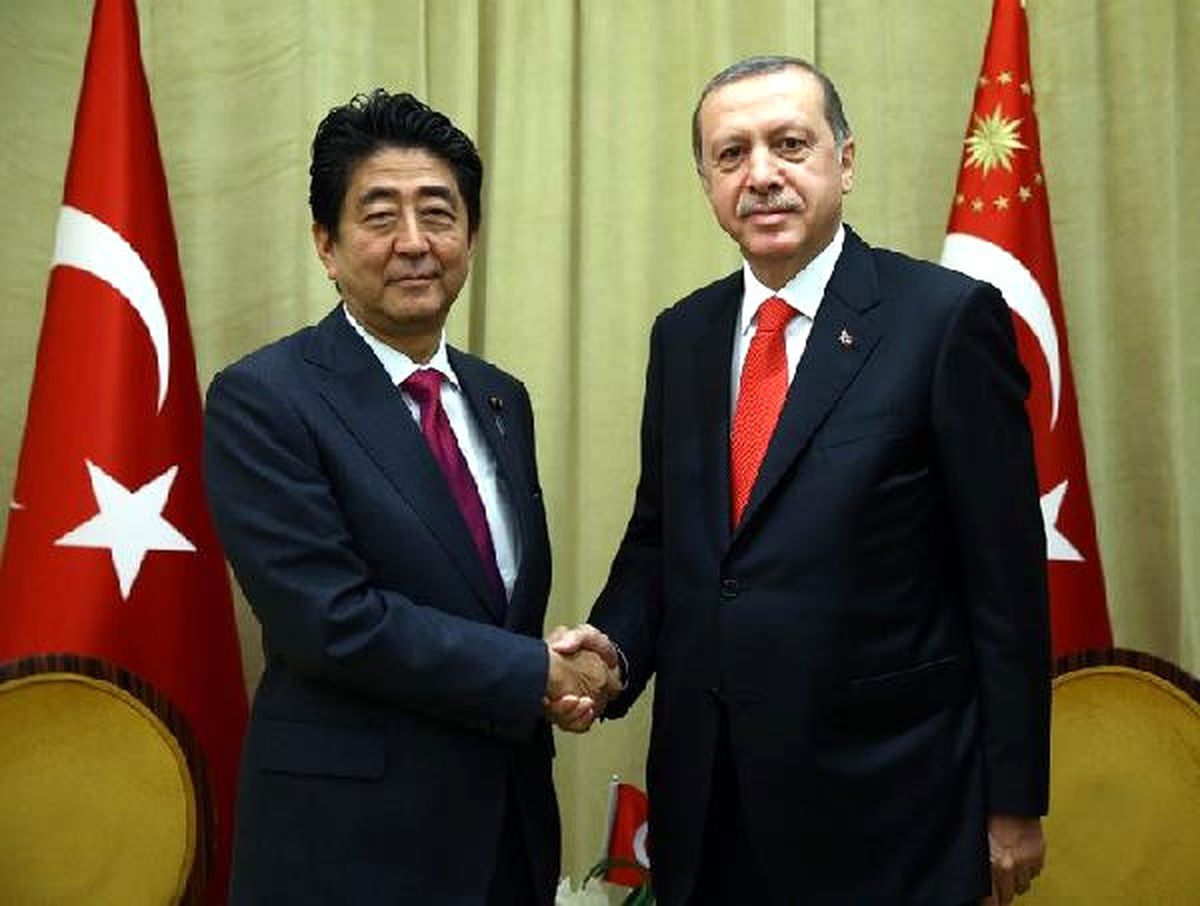 Cumhurbaşkanı Erdoğan, Japonya Başbakanı Şinzo Abe\'yi Kabul Etti