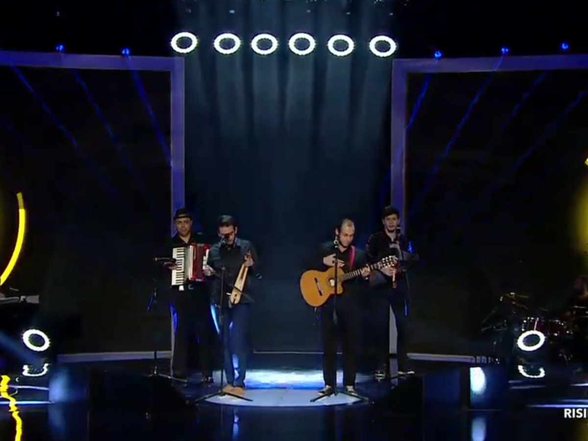 Mustafa Demir & Harun Yoldaş \'Karşıya Çift Çamlar\' (Final 3. Performans)