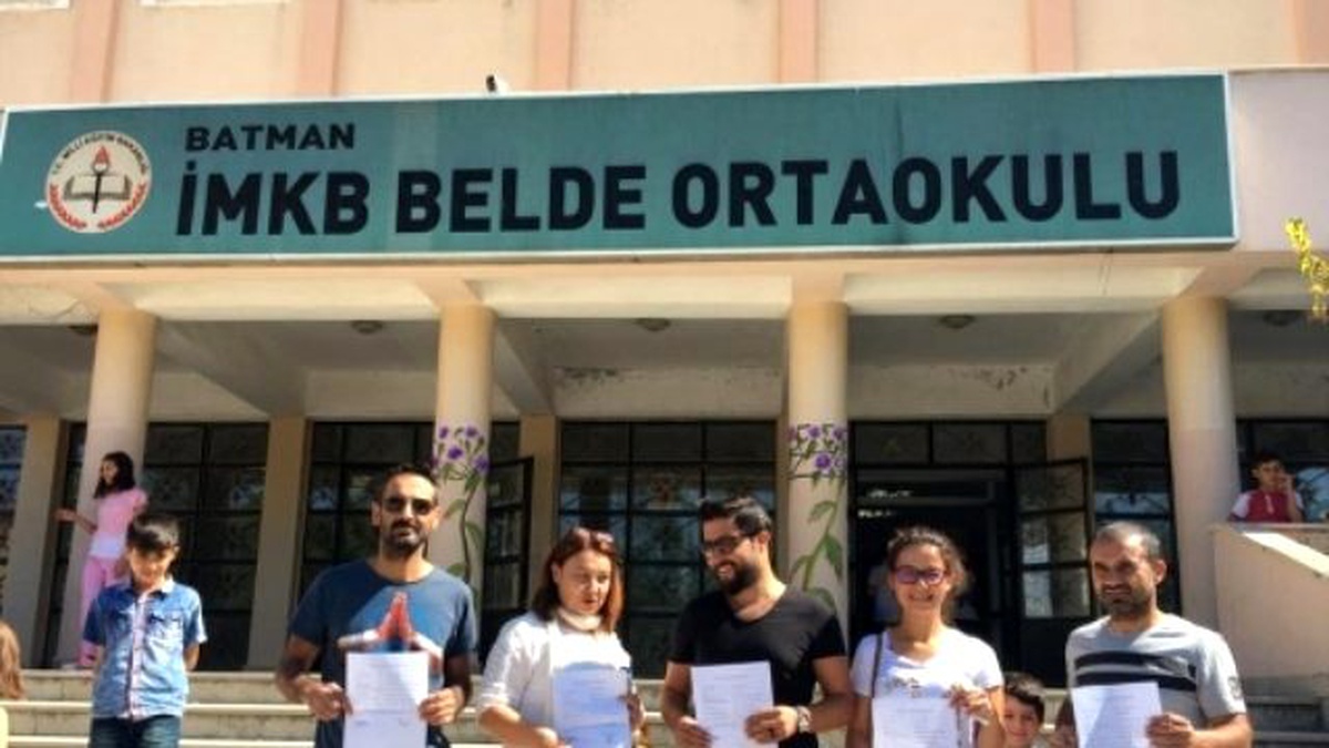 Öğretmenler, Haksız Uygulamaya İtiraz Etti