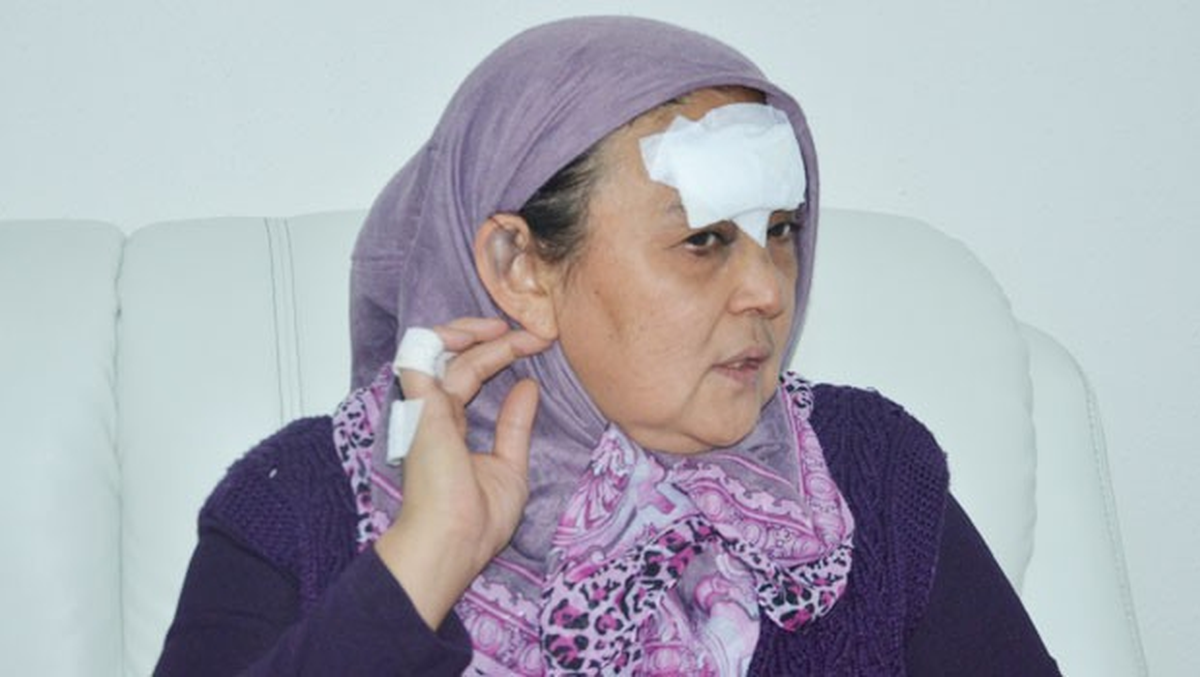 Avusturya\'da Başörtülü Kadına Saldırı