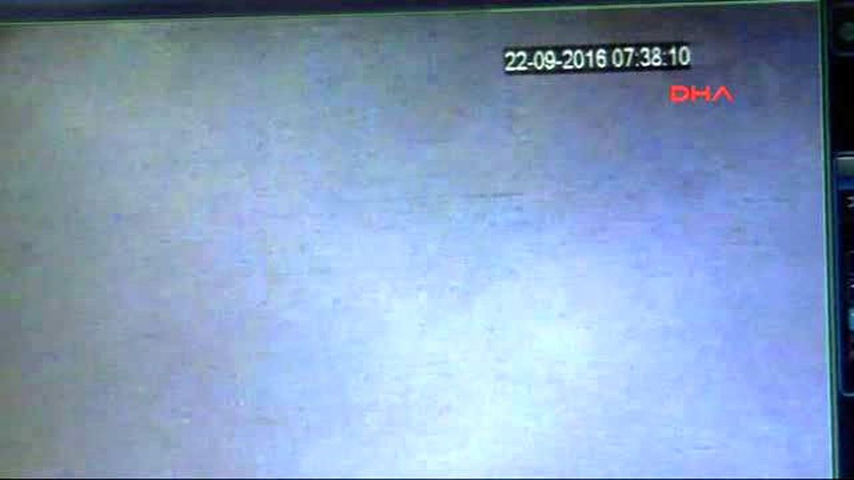 Bağcılar\'da 6 Katlı Binanın Çökme Anı Güvenlik Kameralarında