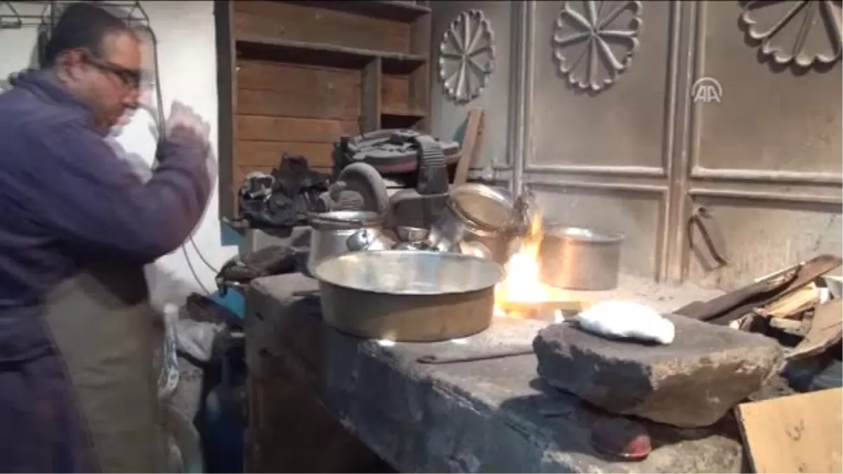 Bakıra İlgi İlçenin Son Kalaycısını Sevindiriyor