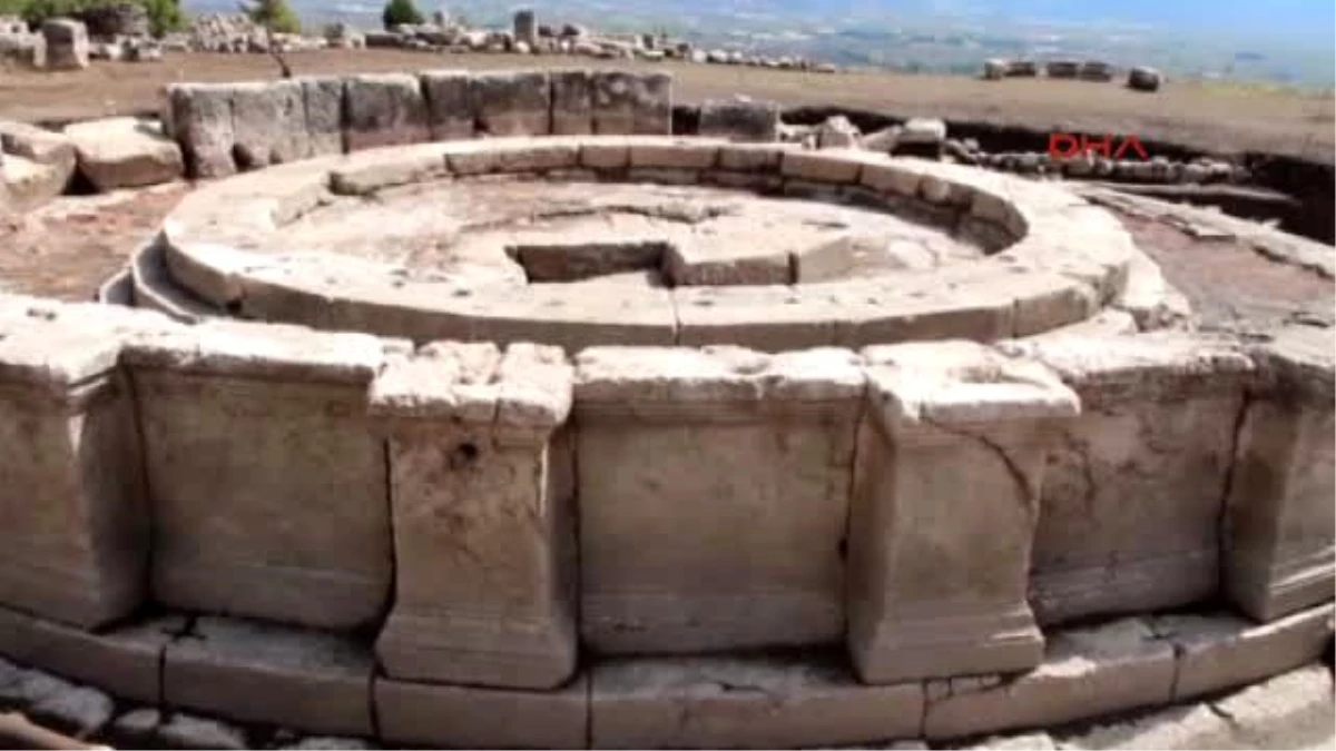 Kibyra Antik Kenti\'nde 2 Bin Yıllık Çeşme Bulundu