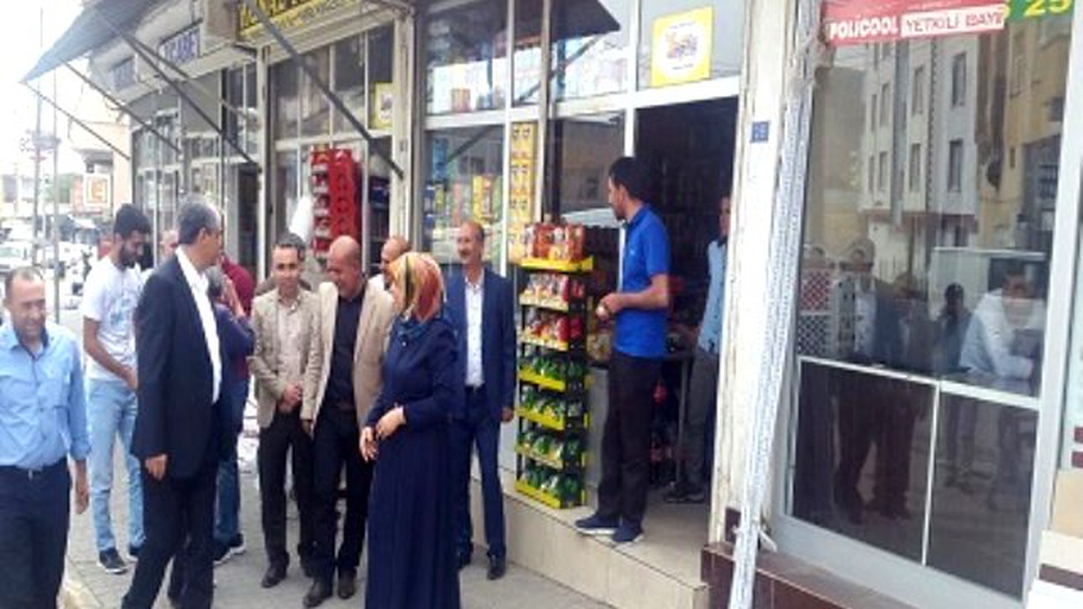 Eş Başkanlar Belediye ve Esnafı Ziyaret Etti
