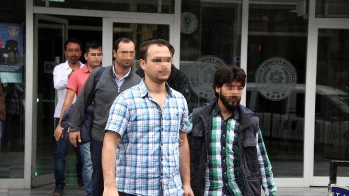 Fetö\'den Adliyeye Sevk Edilen Askeri Personele Adli Kontrol