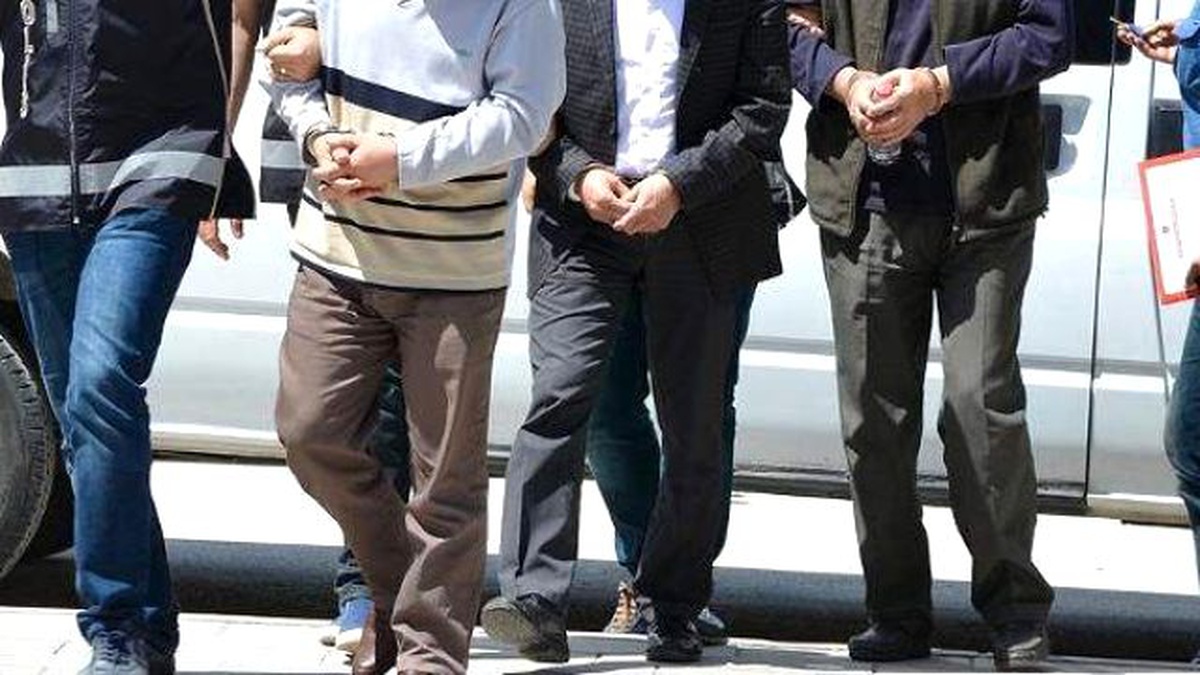 Haraç Alamayınca Çiftliği Ateşe Verdikleri İddiası