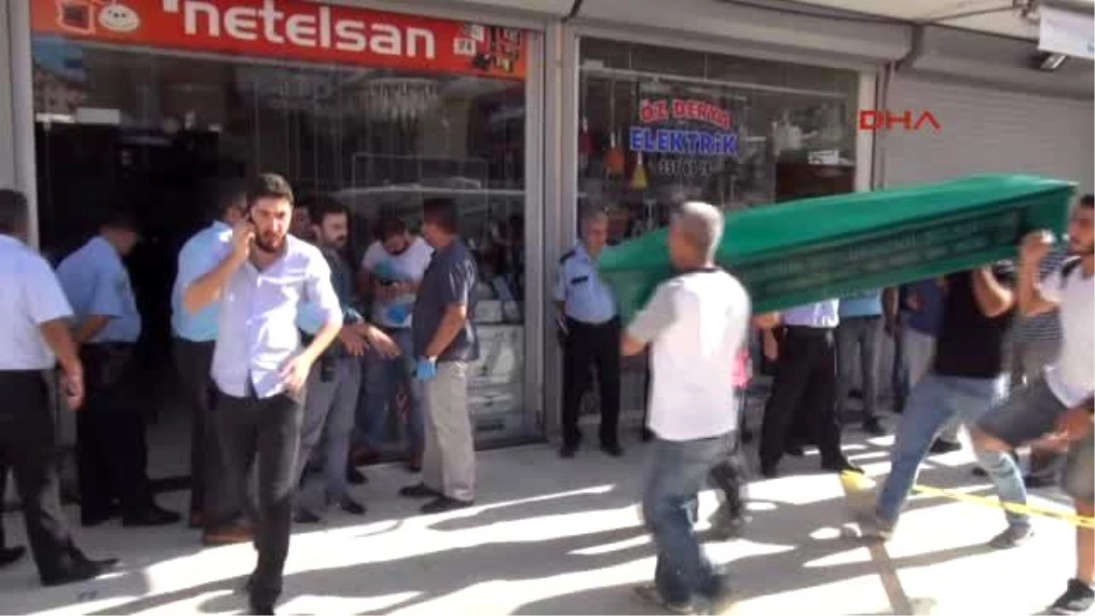 Mersin - Gaziantep\'te Eski Eşini Öldüren Emekli Polis, Mersin\'de de Bir Elektrikçiyi Öldürdü