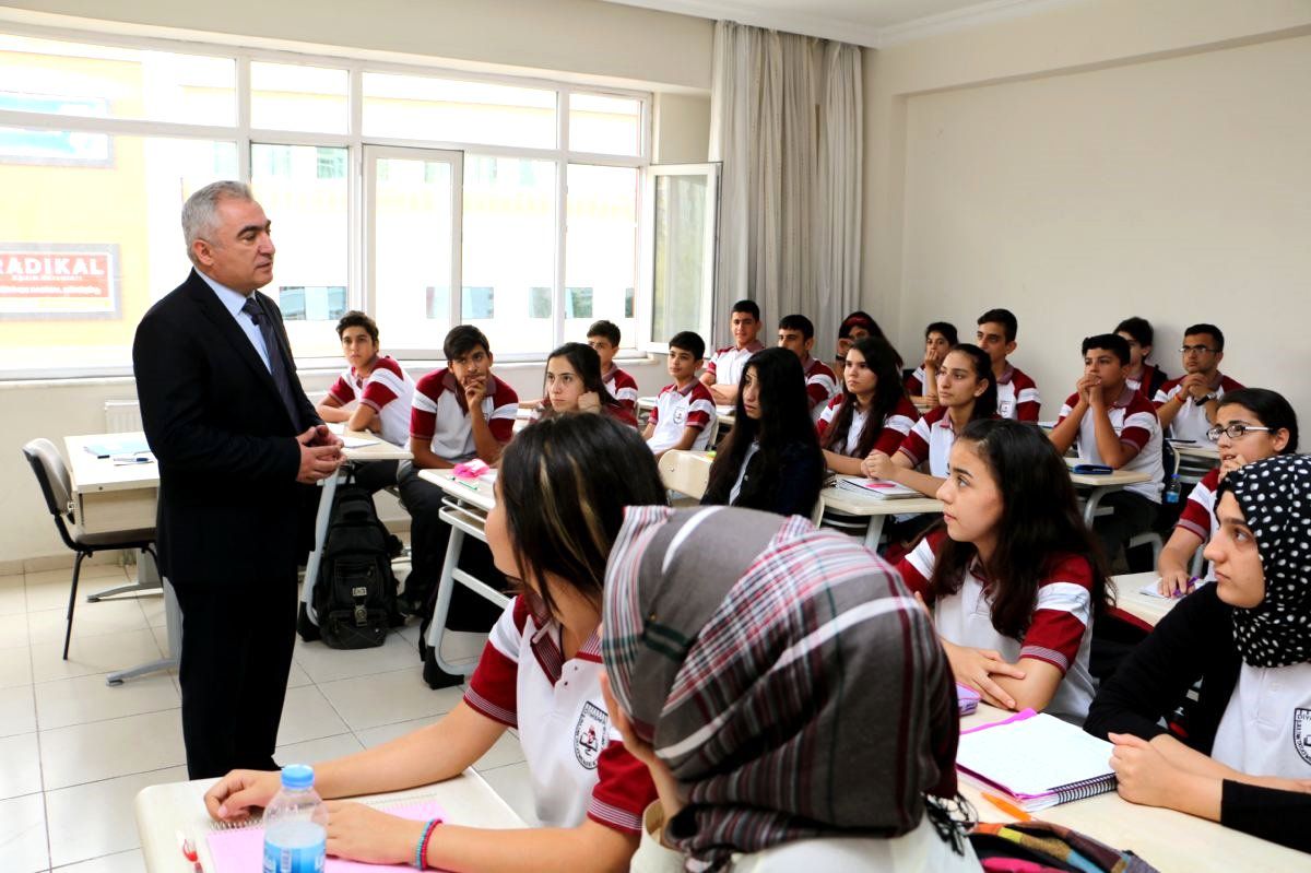 Milli Eğitim Müdürü Aslan Okulları Ziyaret Etti