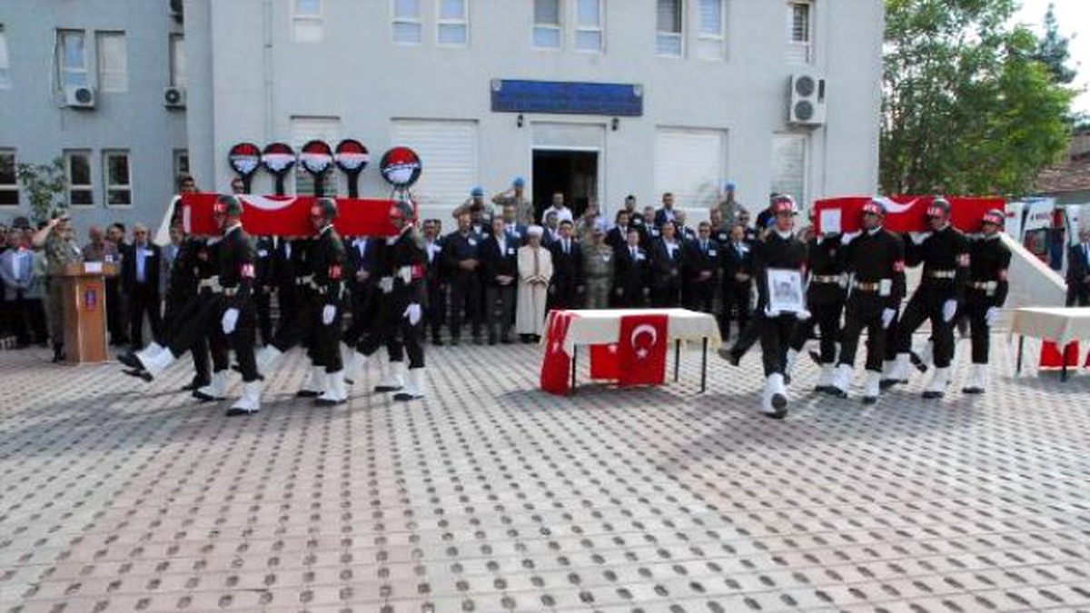 Şehit Köy Korucuları Törenle Son Yolculuklarına Uğurlandı