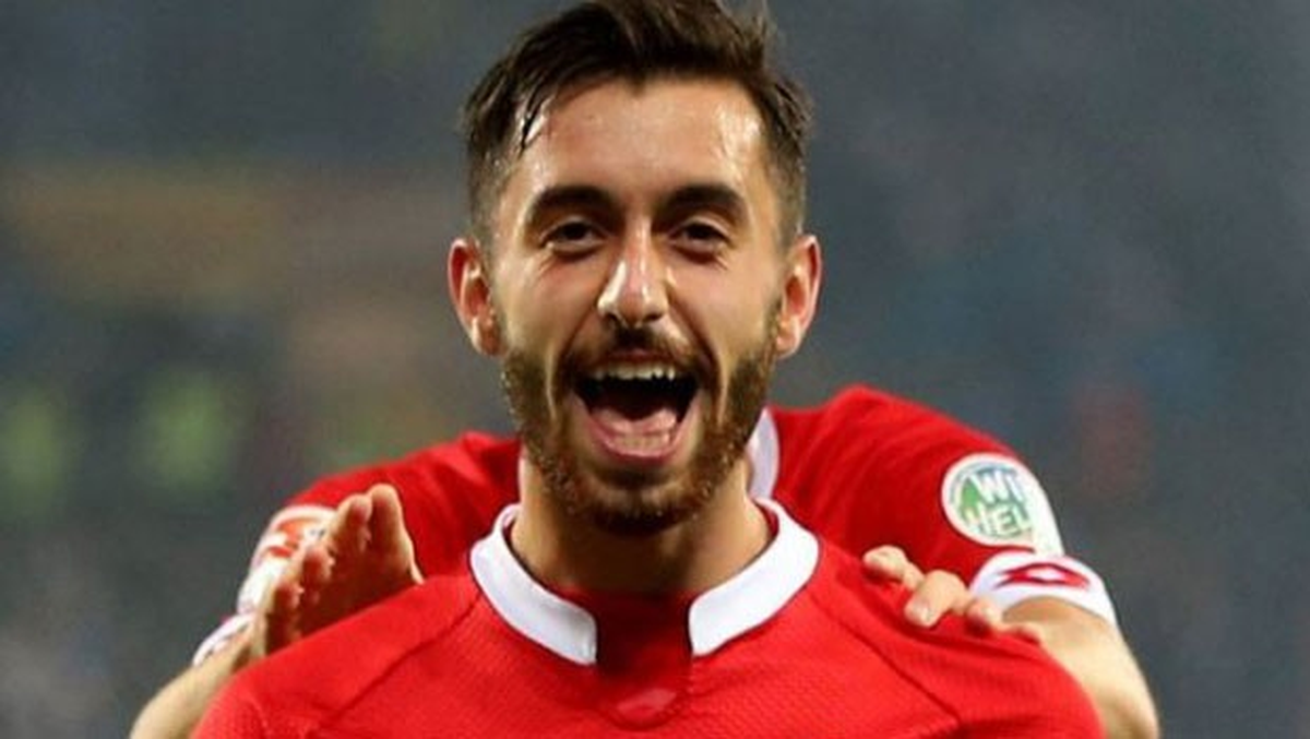 Almanya\'nın Yeni "Mesut Özil"İ