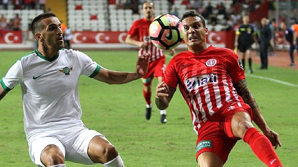 Antalyaspor ile Akhisar Belediyespor 0-0 Berabere Kaldı