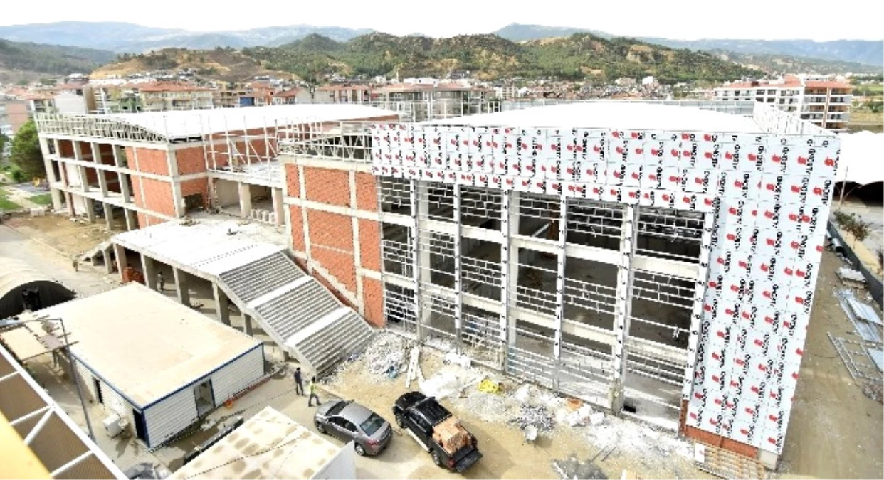 Atatürk Spor Salonu İnşaatında Sona Gelindi