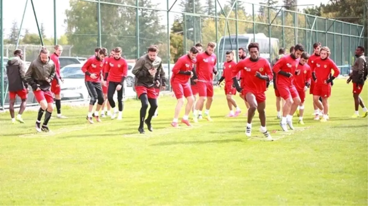 Eskişehirspor, Ümraniyespor ile Yapacağı Maçın Hazırlıklarını Sürdürüyor