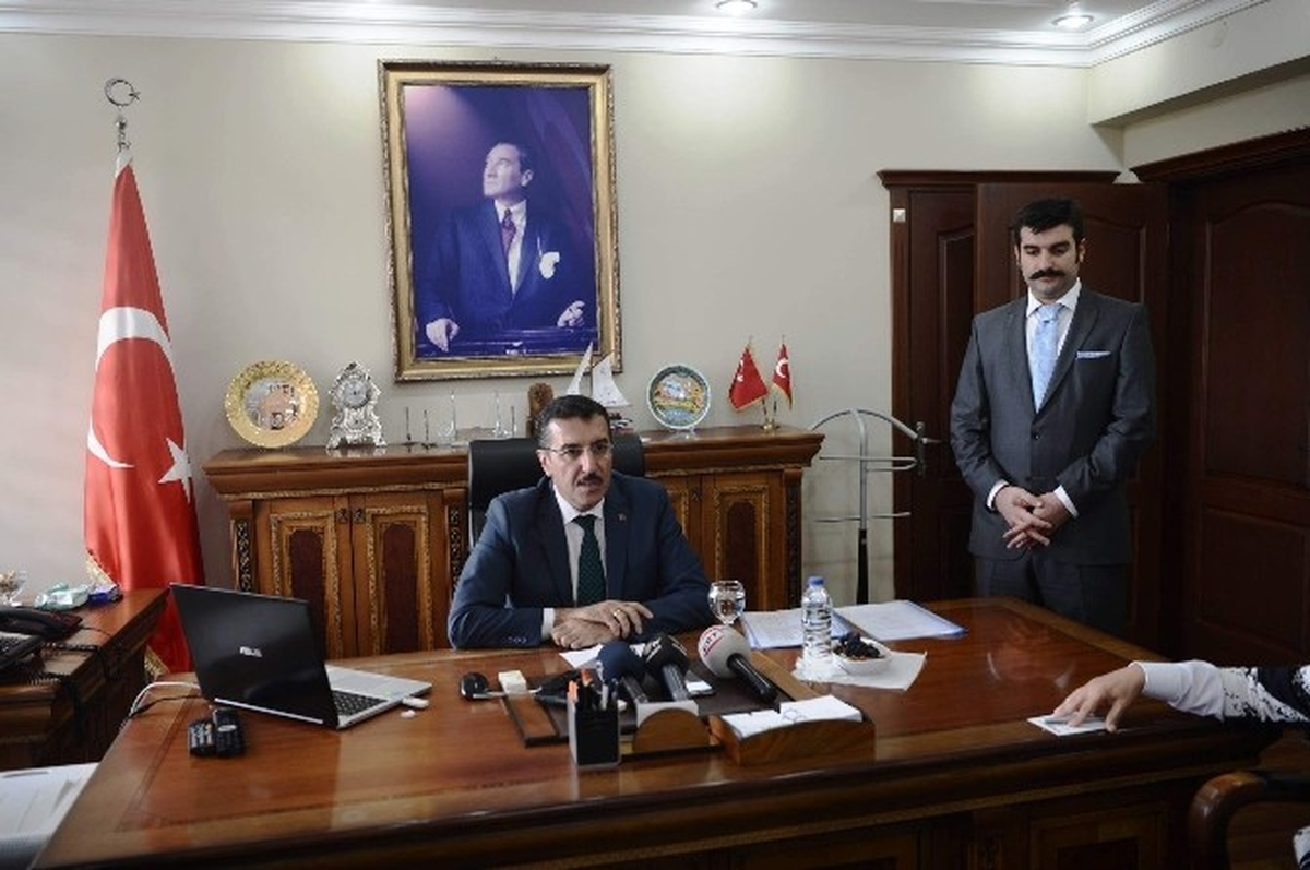 Gümrük ve Ticaret Bakanı Tüfenkci Arapgir\'de