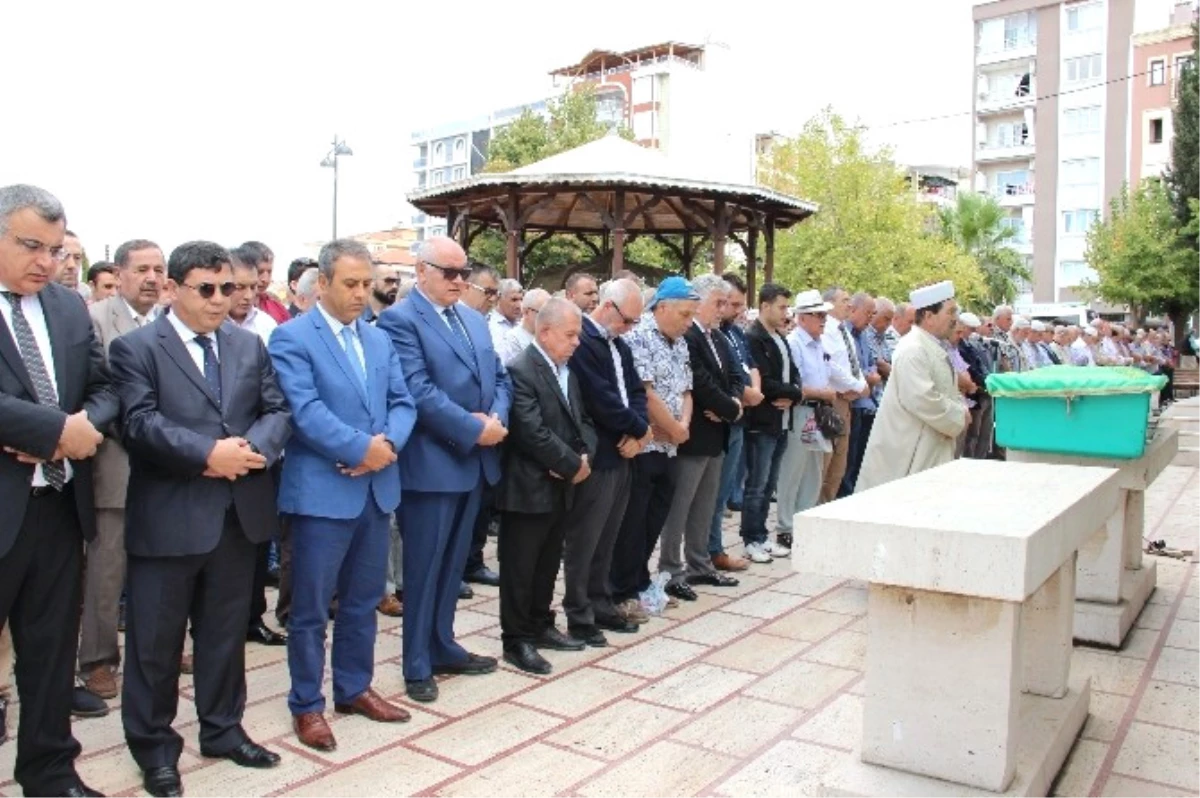 İzmir Cumhuriyet Başsavcı Vekili Son Yolculuğuna Uğurlandı