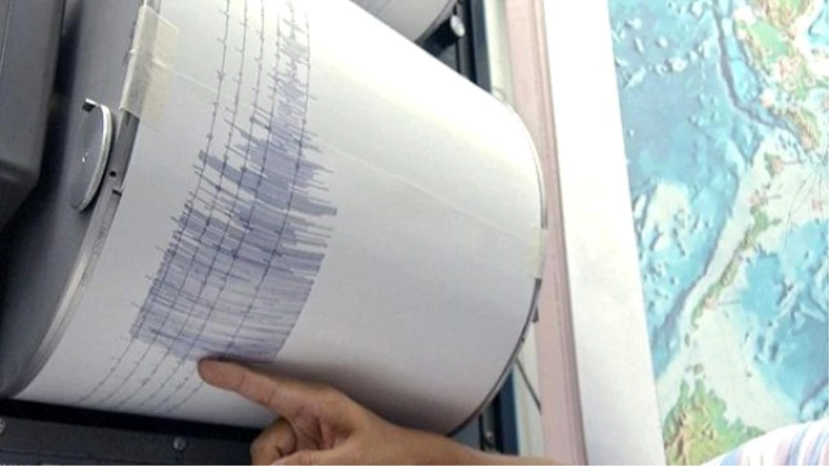 İzmir\'de 3.8 Büyüklüğünde Deprem