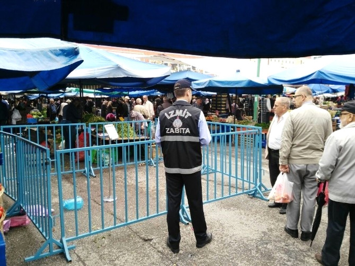 İzmit Zabıtası\'ndan Sözlü Hakarete Geçit Yok