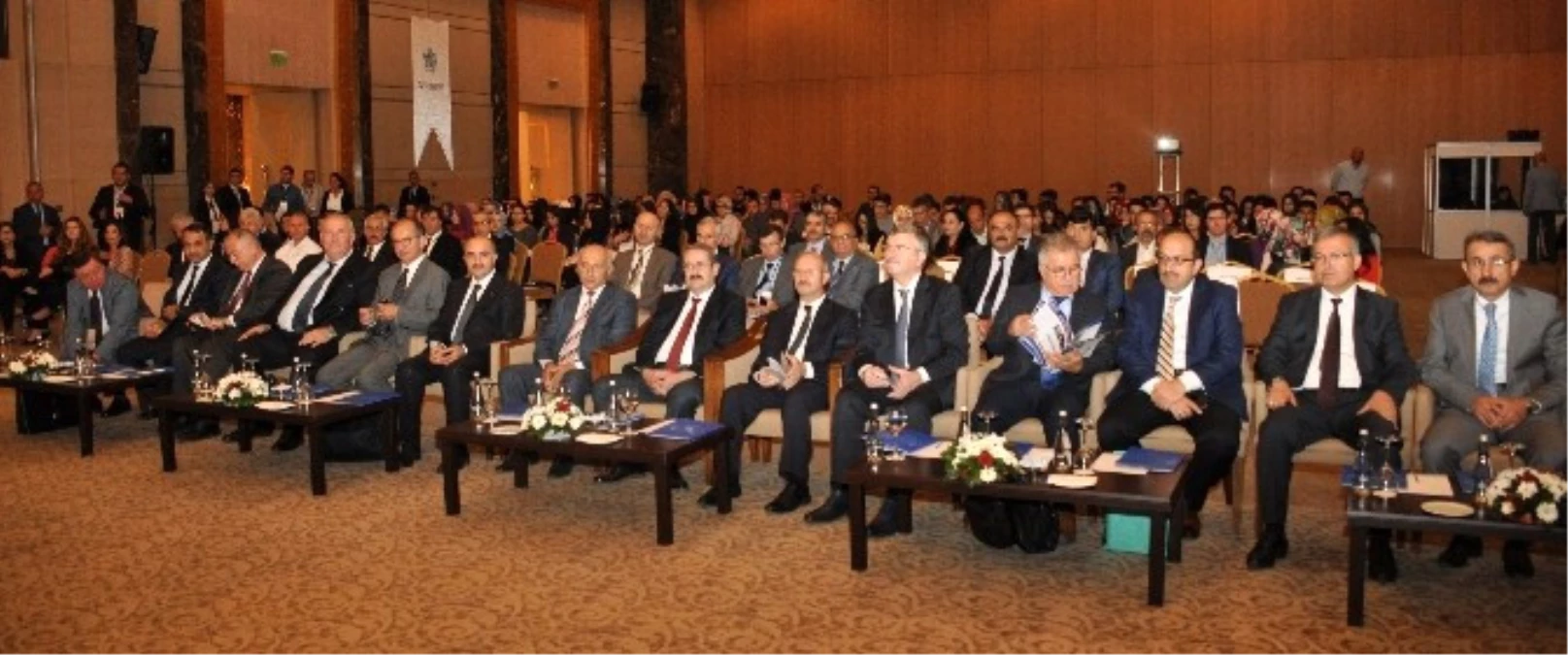 Konya\'da 2. Uluslararası Uygulamalı Bilimler Kongresi Başladı