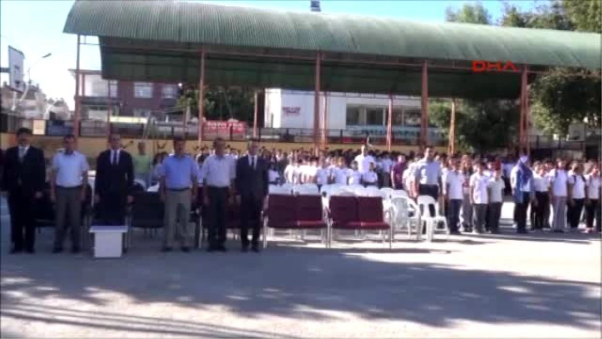 Manavgat\'ta İlköğretim Haftası Kutlandı