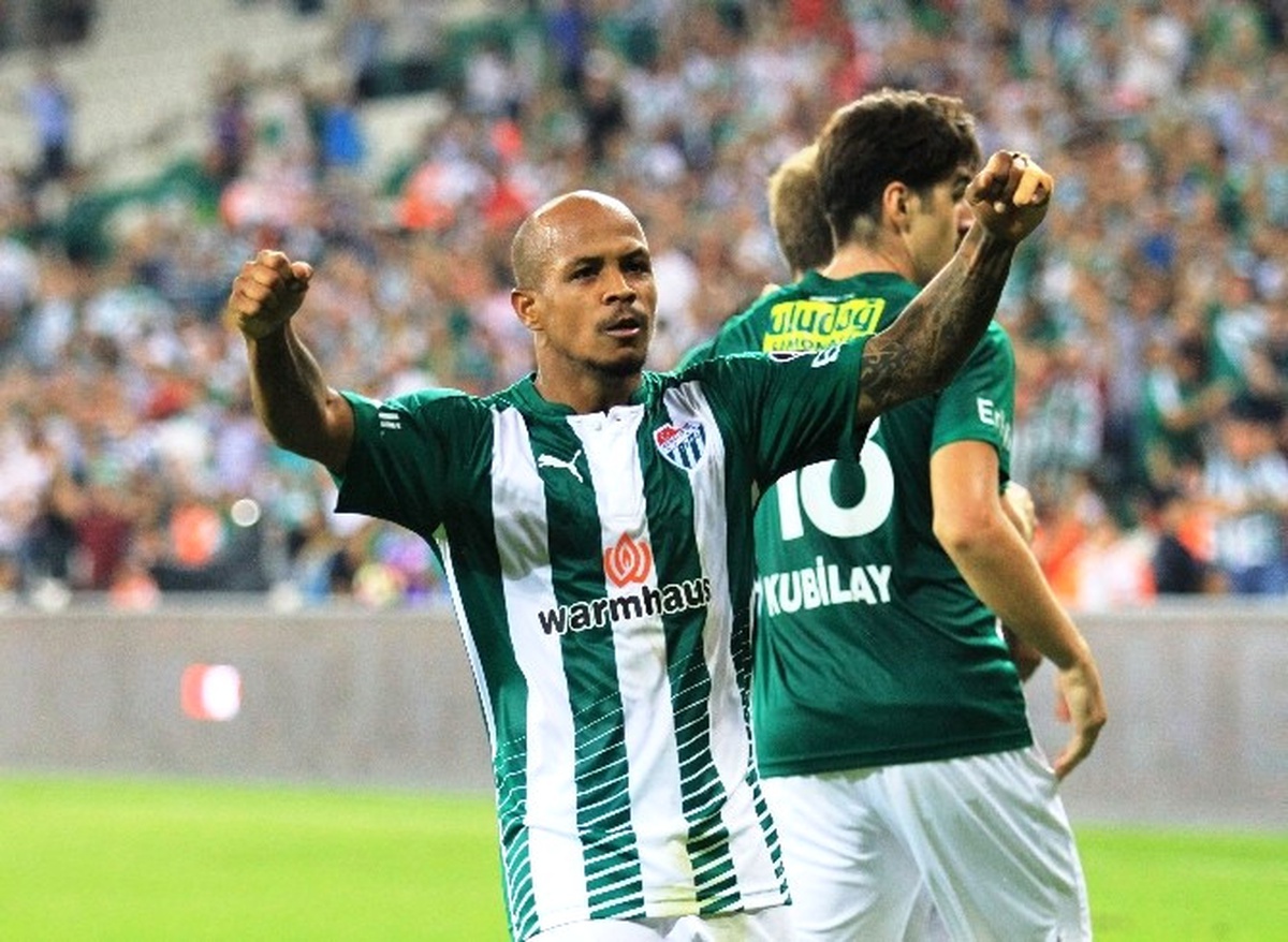 Del Valle: "Bursaspor\'da Kalmayı Çok İstiyorum"