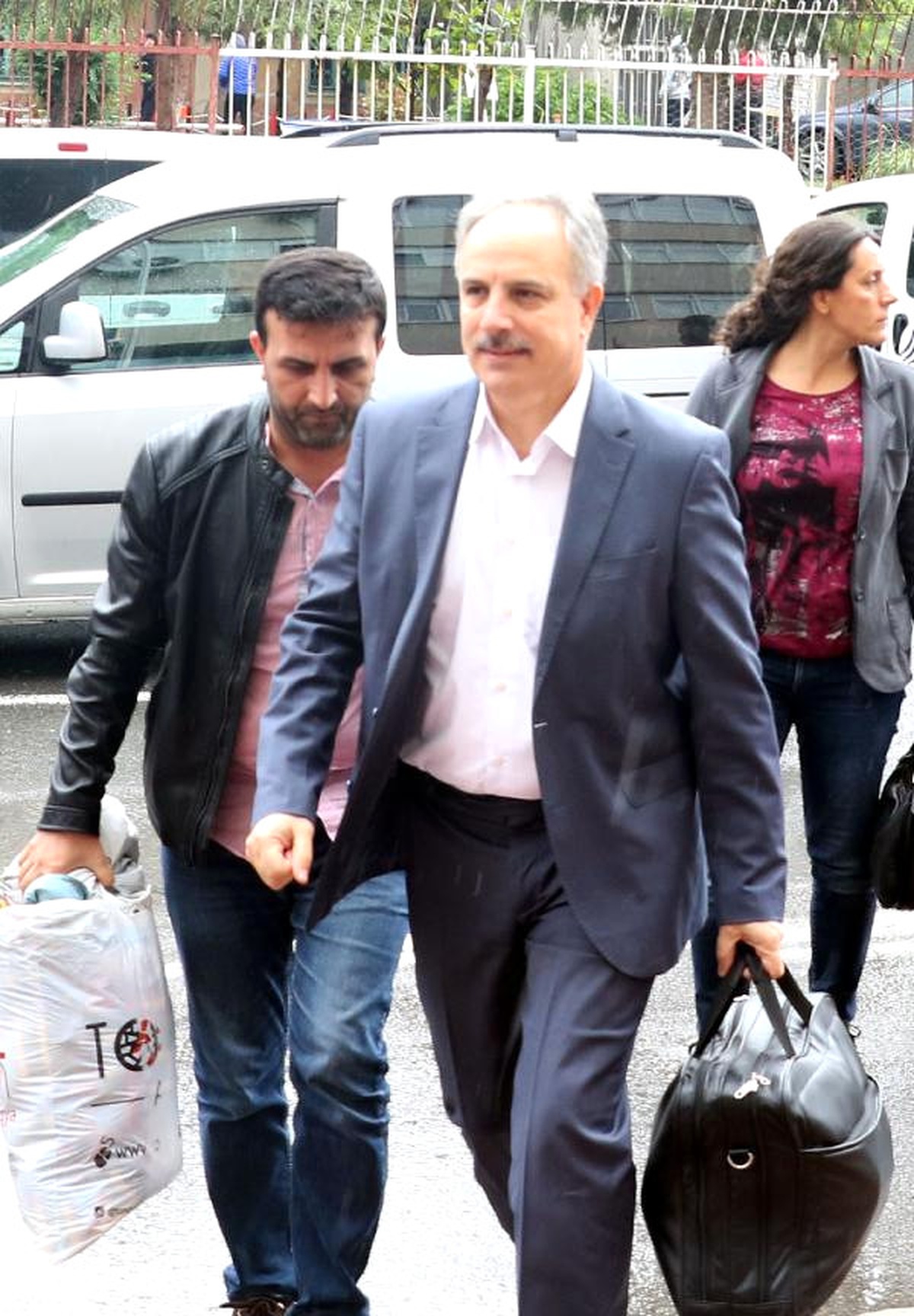 Samsun\'da 17 Kişi Fetö\'den Gözaltına Alındı
