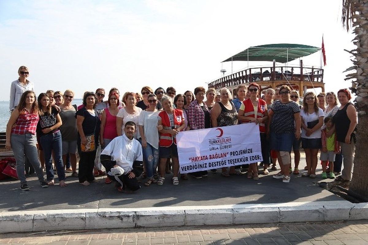 Urlalı Kadınlar Urla\'yı Denizden Keşfetti