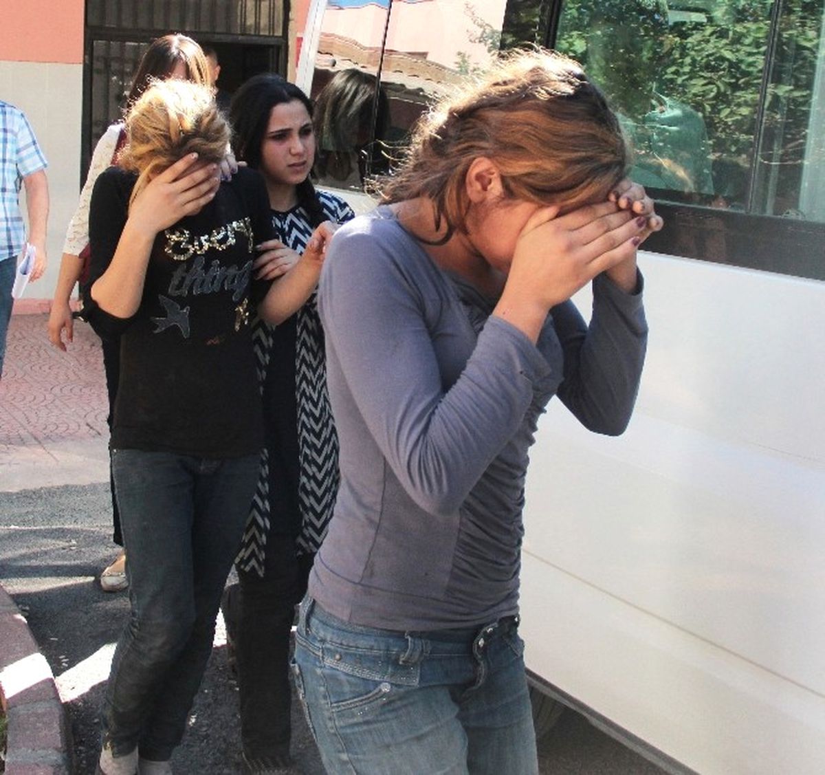 Adana\'da PKK Operasyonu: 14 Gözaltı