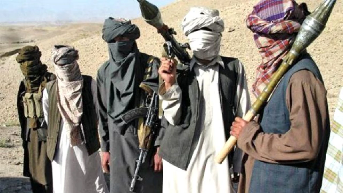 Afganistan\'da Taliban Saldırısı: 3 Ölü