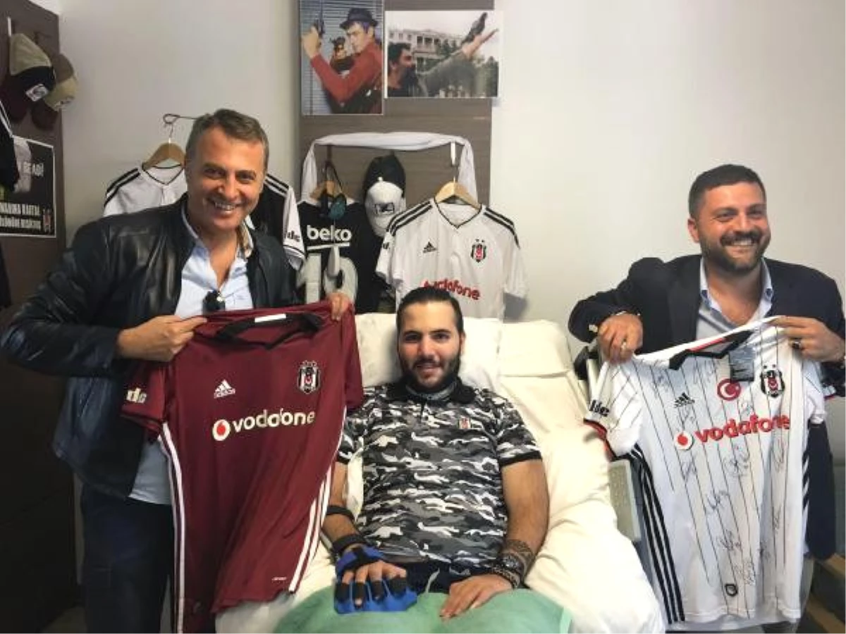 Beşiktaş Başkanı Orman\'dan Maganda Kurbanı Liseli Ahmet Emre\'ye Hastanede Ziyaret