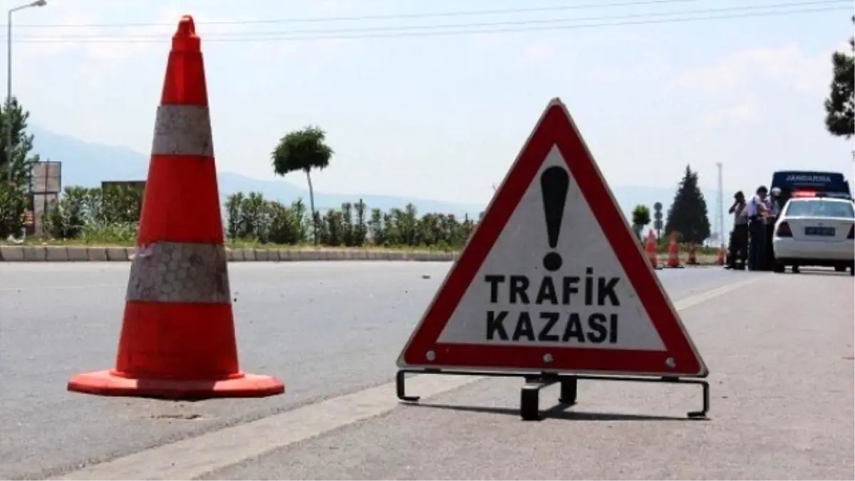 Eceabat\'ta Trafik Kazası: 1 Yaralı