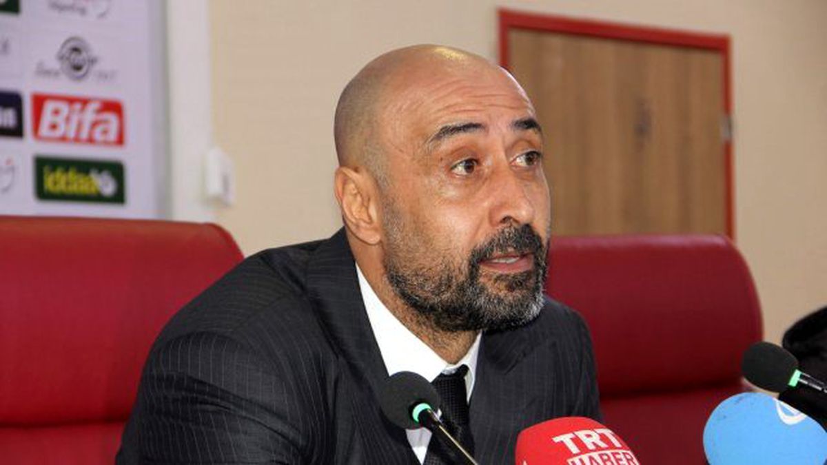 Kafkas: "Gitti Geldili Bir Oyun Oldu"